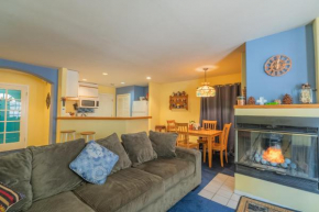 Quiz Cottage - Lovely mountain cottage conveniently located close to the lake and the village!
